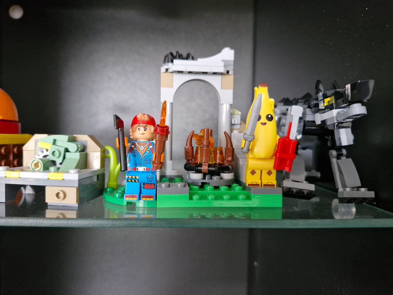 LEGO Fortnite sets 77075 and 77070 – photo 3